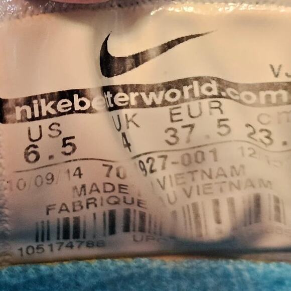 Nike Roshe Run Flyknit Multicolor Sneakers Womens 6.5 Lightweight Running Shoes - Picture 5 of 5